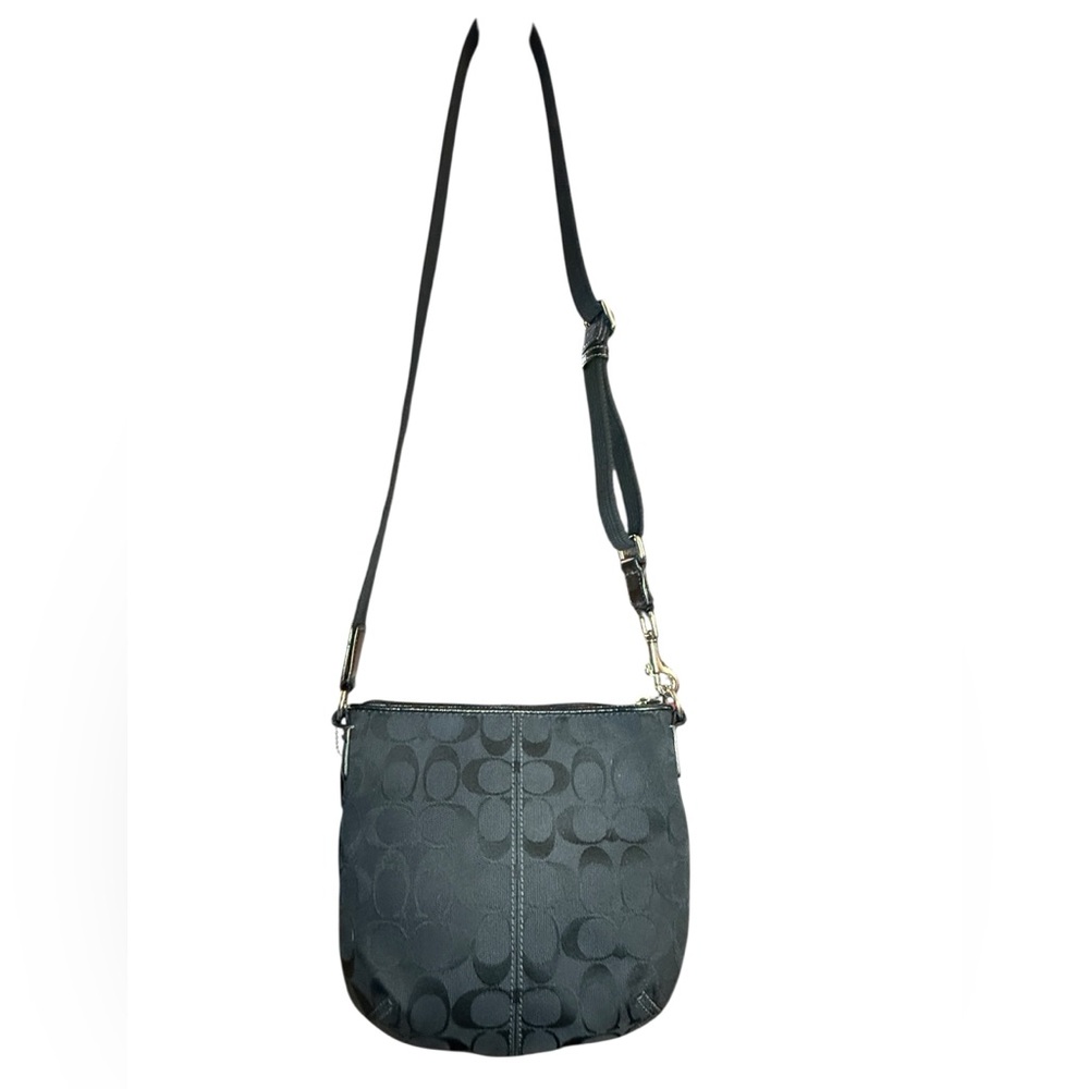 Coach Ashley Signature Canvas Pleated Shoulder/Crossbody (EUC) - Picture 2 of 5